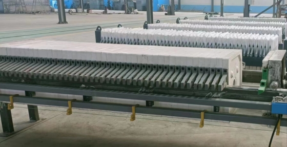 comprar Máquina automática de deshidratación de lodos industriales Cámara hidráulica Equipo de prensa de filtro de arcilla de placa y marco de aceite online manufacture
