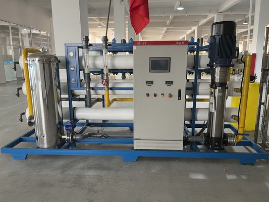 comprar Sistema de Ósmosis Inversa RO con Control Automático Eléctrico y Compuesto de Acero Inoxidable / Fibra de Vidrio para el Tratamiento Automático de Agua Corriente Fabricación en línea