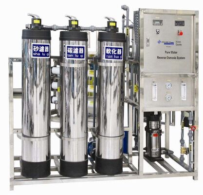 comprar Purificador automático de agua RO de 500L/hora con pretratamiento en 3 tanques para sistemas comerciales de tratamiento de agua Fabricación en línea